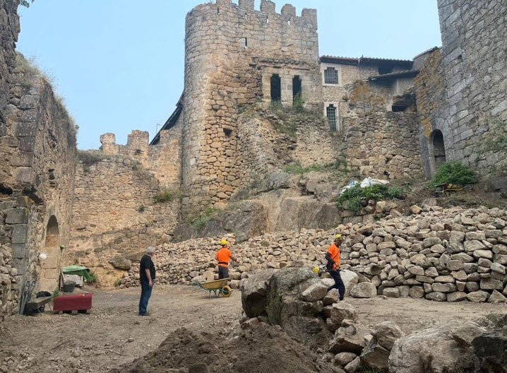 Castillo de Miranda del Castañar, Spain